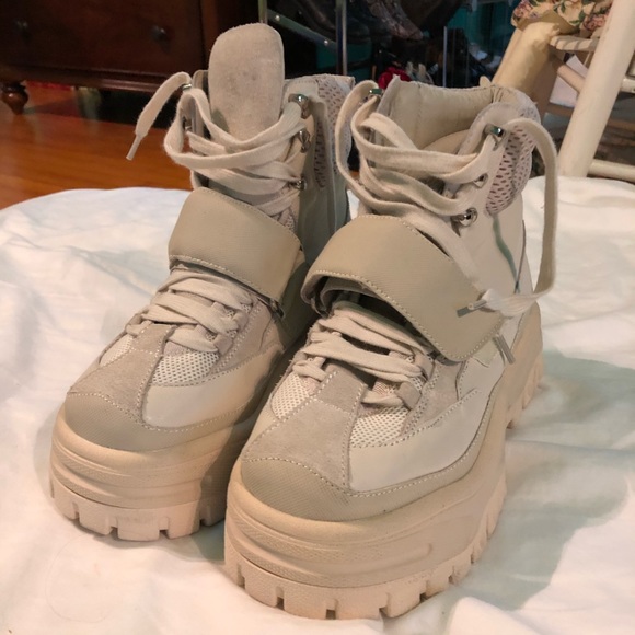 Jeffrey Campbell Shoes - Tan Jeffrey Campbell boots